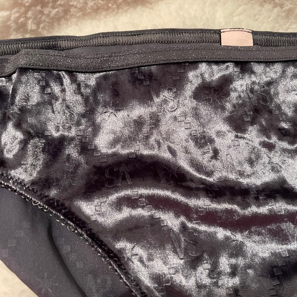 VICTORIA SECRET PANTY - Picture 4 of 8